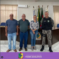 Visita do Major Frata da Força Nacional Brasileira